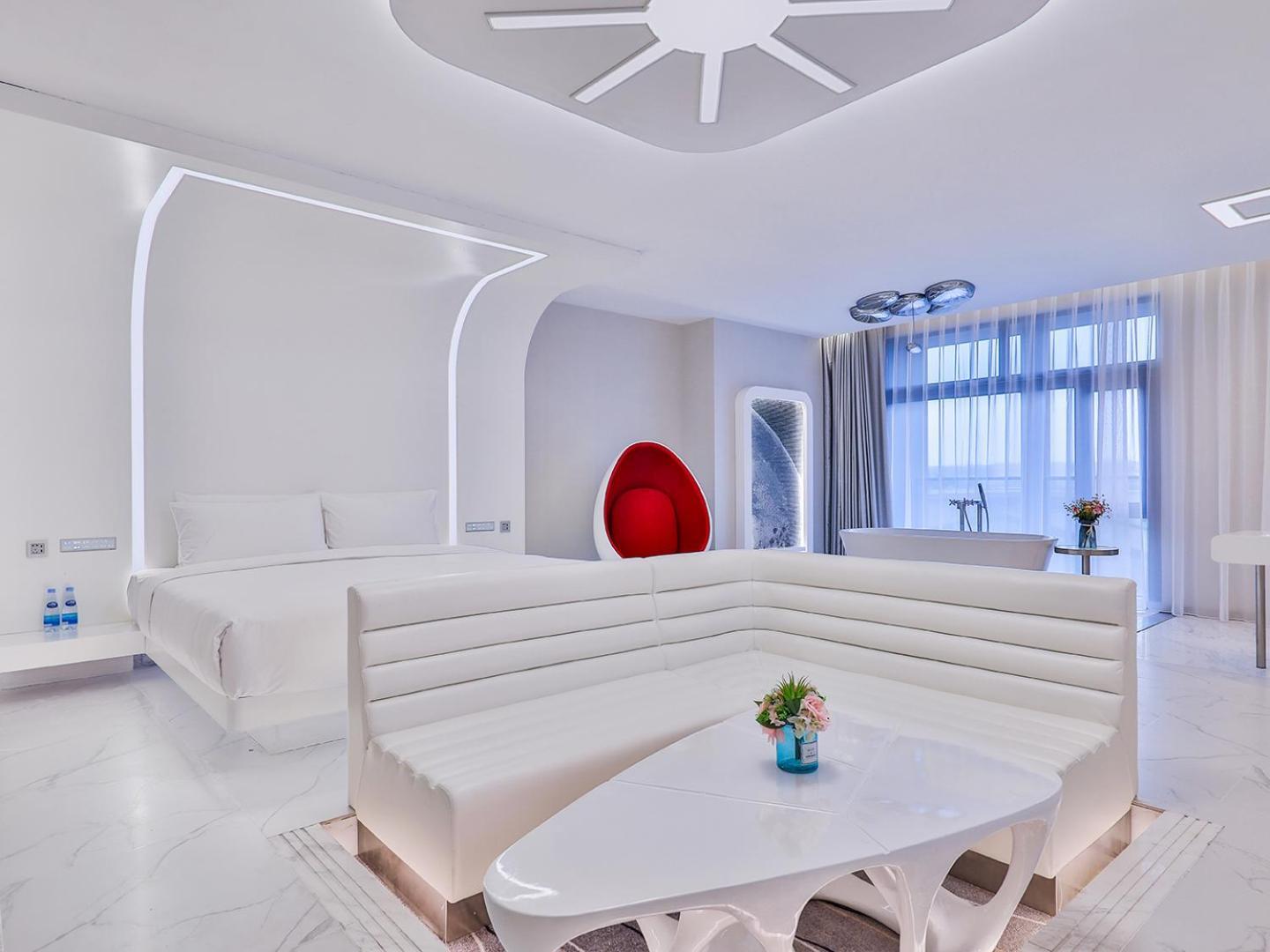 Hotel Crystal Orange Dachang